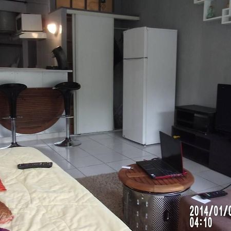 Studio Meuble Ensoleille Fibre Bouygues ニーム エクステリア 写真